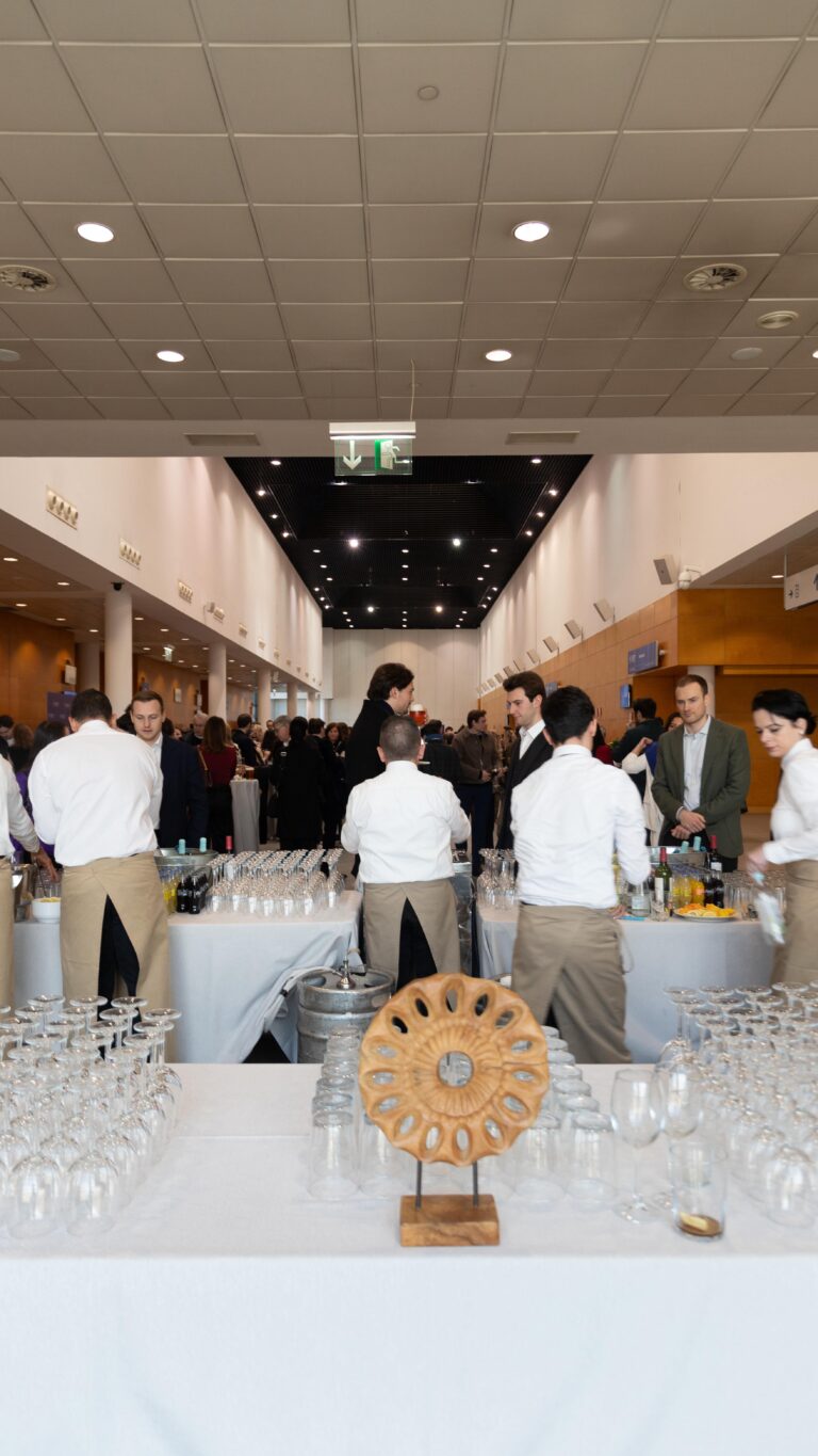 En Grupo Eneldo además de contar con espacios propios increíbles para celebrar tus graduaciones como Finca Astilbe o Espacio La Salle by Eneldo, somos también catering homologado en más de 30 espacios espectaculares como IFEMA. Descubre en este reel cómo quedó esta graduación en sus salones. 

#eneldocatering #fincaastilbebyeneldo #lasallebyeneldo #grupoeneldo #venues #eventos2025 #eventossociales #eventocorporativo #eventosmadrid #venuesmadrid #venues #eventosexclusivos #cateringmadrid #gastronomiaespañola #bodas #lifestyle #beautyandlifestyle #placetobe