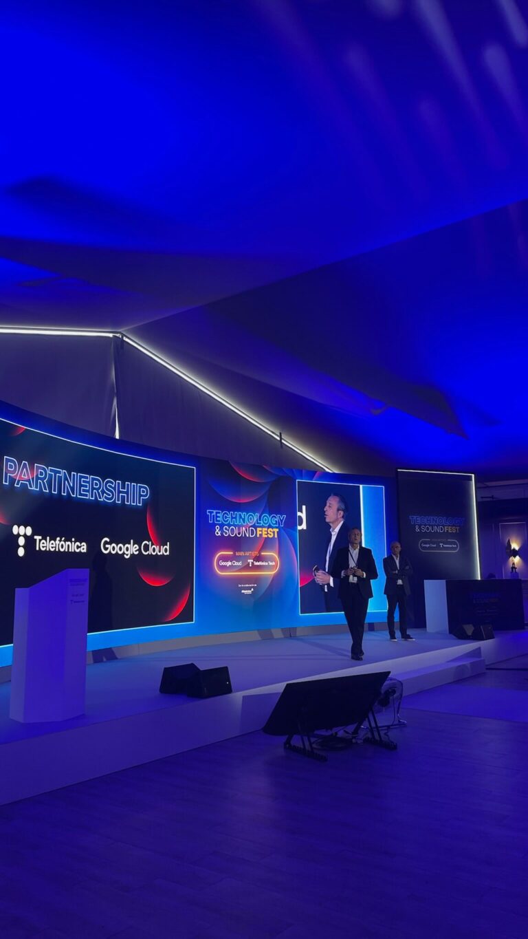 El espectacular evento corporativo de @googlecloud y @telefonicatech en Finca Astilbe, Technology & Sound Fest. @kiwicomunicacion organizó un día increíble lleno de música y tecnología de la mano de @thirdfloorock y @taburetegram ðºð½ð️ðª©

#eneldocatering #fincaastilbebyeneldo #lasallebyeneldo #grupoeneldo #venues #eventos2025 #eventossociales #eventocorporativo #eventosmadrid #venuesmadrid #venues #eventosexclusivos #cateringmadrid #gastronomiaespañola #bodas #lifestyle #beautyandlifestyle #placetobe