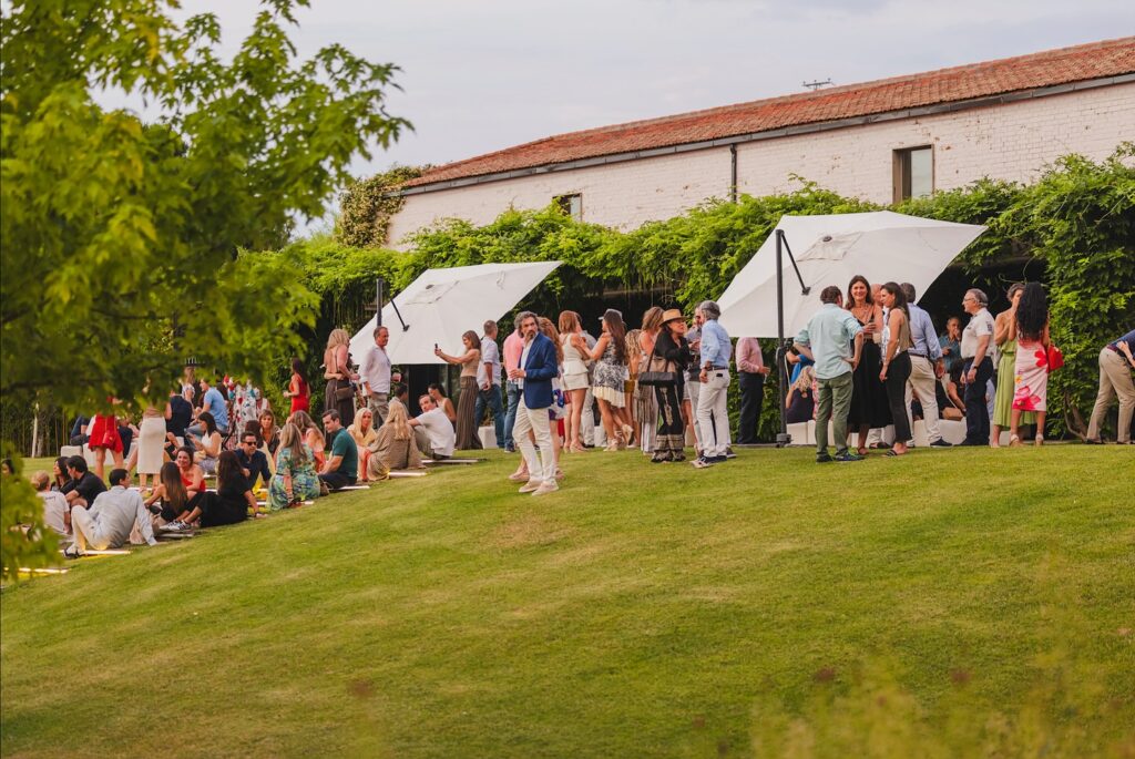 Un poco de lo que fue el eventazo de @boggoremember en Finca Astilbe. Porque nuestros eventos son siempre los mejores y en la mejor compañía. ðºð½ðª©

#eneldocatering #fincaastilbebyeneldo #lasallebyeneldo #grupoeneldo #venues #eventos2025 #eventossociales #eventocorporativo #eventosmadrid #venuesmadrid #venues #eventosexclusivos #cateringmadrid #gastronomiaespañola #bodas #lifestyle #beautyandlifestyle #placetobe