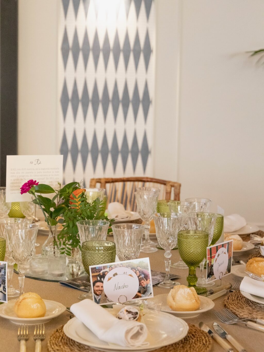 ¡Una boda inolvidable en Finca Astilbe! @lucesdecuento llenó los techos de nuestro salón Plenaria transformando el espacio con esta puesta en escena única. Una decoración mágica!
#eneldocatering #fincaastilbebyeneldo #lasallebyeneldo #grupoeneldo #eventos2026