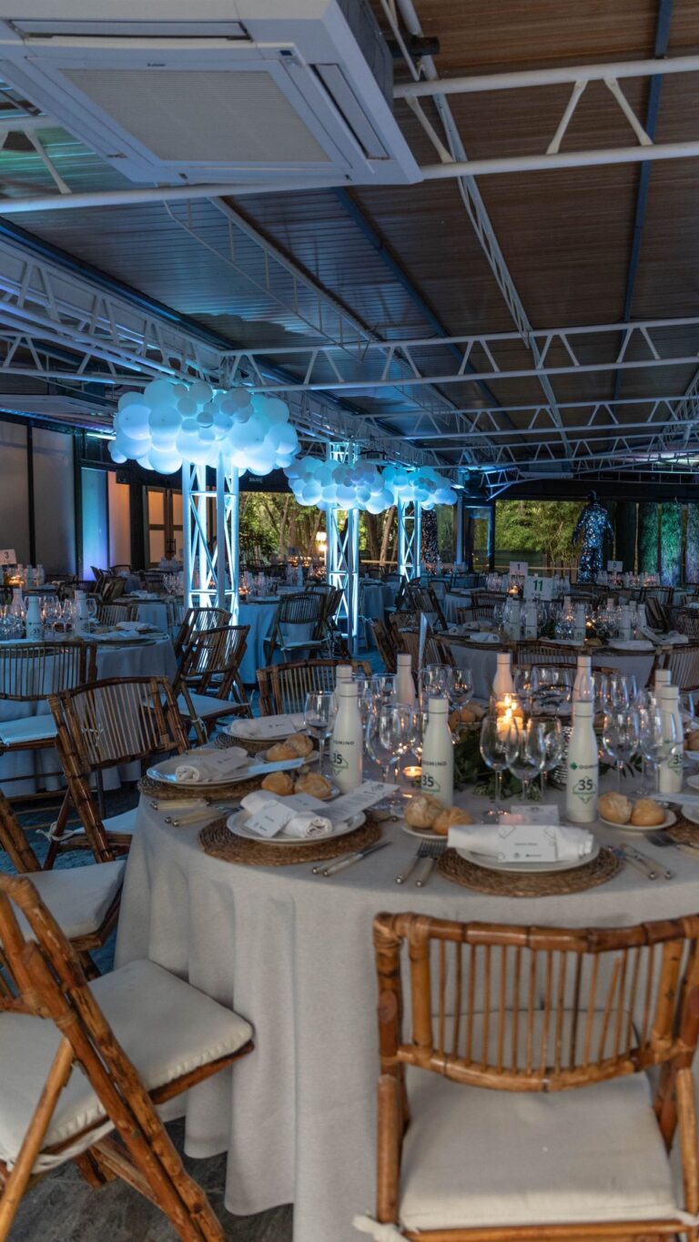 Te invitamos a descubrir cómo quedó el evento corporativo que celebramos recientemente en Espacio La Moraleja. 
En Grupo Eneldo cuidamos cada detalle para crear experiencias únicas y memorables.

#eneldocatering #fincaastilbebyeneldo #lasallebyeneldo #grupoeneldo #venues #eventos2024 #eventossociales #eventocorporativo #eventosmadrid #venuesmadrid #venues #eventosexclusivos #cateringmadrid #gastronomiaespañola #bodas #lifestyle #beautyandlifestyle #placetobe