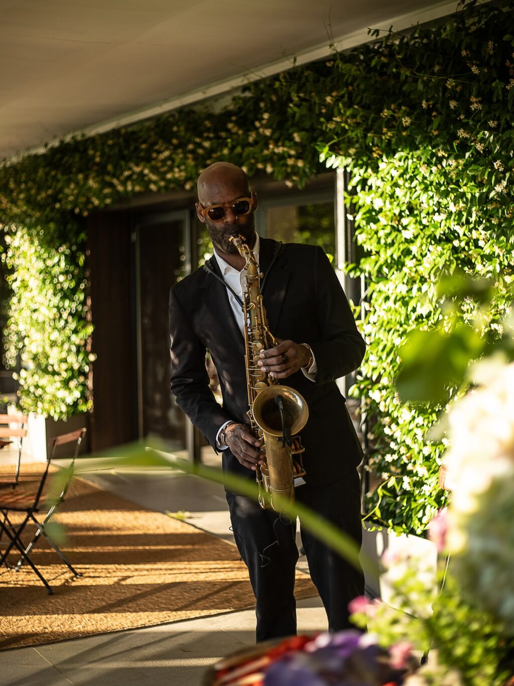Así de espectaculares quedan las bodas civiles en los jardines de Finca Astilbe. El diseño paisajístico de la finca ha sido cuidadosamente pensado para ofrecer a nuestros novios y sus invitados un pequeño oasis en Madrid lleno de flores. Entra en nuestra página web y descubre Finca Astilbe.

#eneldocatering #fincaastilbebyeneldo #lasallebyeneldo #grupoeneldo #venues #eventos2025 #eventossociales #eventocorporativo #eventosmadrid #venuesmadrid #venues #eventosexclusivos #cateringmadrid #gastronomiaespañola #bodas #lifestyle #beautyandlifestyle #placetobe