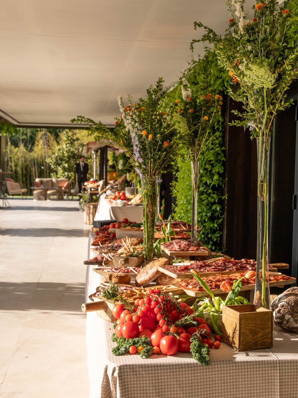 Grupo Eneldo ofrece una solución 360° que abarca desde la planificación integral hasta la ejecución de tu evento, incluyendo catering de alta gastronomía, espacios propios exclusivos y atención a cada detalle. Con más de 45 años de experiencia en eventos en Madrid, combinan innovación, sostenibilidad y excelencia. Un servicio que garantiza experiencias memorables, adaptadas a cada cliente.

#eneldocatering #fincaastilbebyeneldo #lasallebyeneldo #grupoeneldo #venues #eventos2025 #eventossociales #eventocorporativo #eventosmadrid #venuesmadrid #venues #eventosexclusivos #cateringmadrid #gastronomiaespañola #bodas #lifestyle #beautyandlifestyle #placetobe