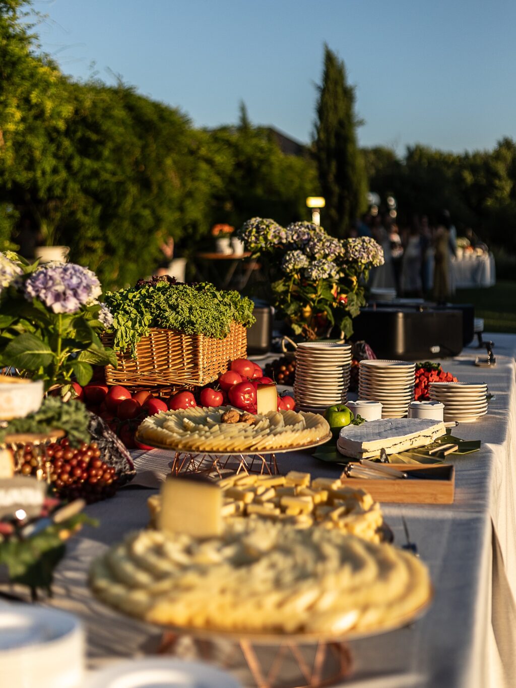 Descubre algunos de nuestros increíbles aperitivos, elaborados con ingredientes frescos y de primera calidad. Diseñados por nuestro fantástico equipo de chefs para ofrecer una experiencia inmejorable a través de propuestas innovadoras que fusionan tradición española con tendencias actuales, presentados con atención al detalle para sorprender en cada ocasión.

#eneldocatering #fincaastilbebyeneldo #lasallebyeneldo #grupoeneldo #venues #eventos2025 #eventossociales #eventocorporativo #eventosmadrid #venuesmadrid #venues #eventosexclusivos #cateringmadrid #gastronomiaespañola #bodas #lifestyle #beautyandlifestyle #placetobe