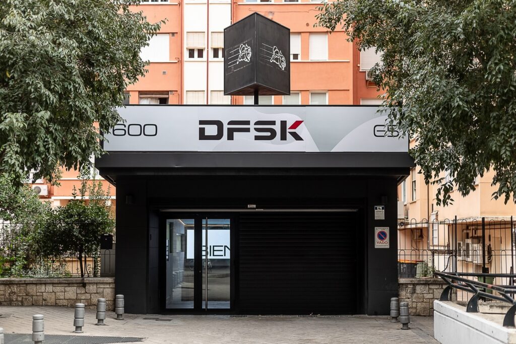 Espectacular evento corporativo de @dfskinternational en Espacio La Salle by Eneldo. Una experiencia inversiva en el mundo del motor gracias a la flexibilidad de nuestro espacio. Organiza ya el tuyo y dale a tu marca el evento que se merece.
#eneldocatering #fincaastilbebyeneldo #lasallebyeneldo #grupoeneldo #eventos2025