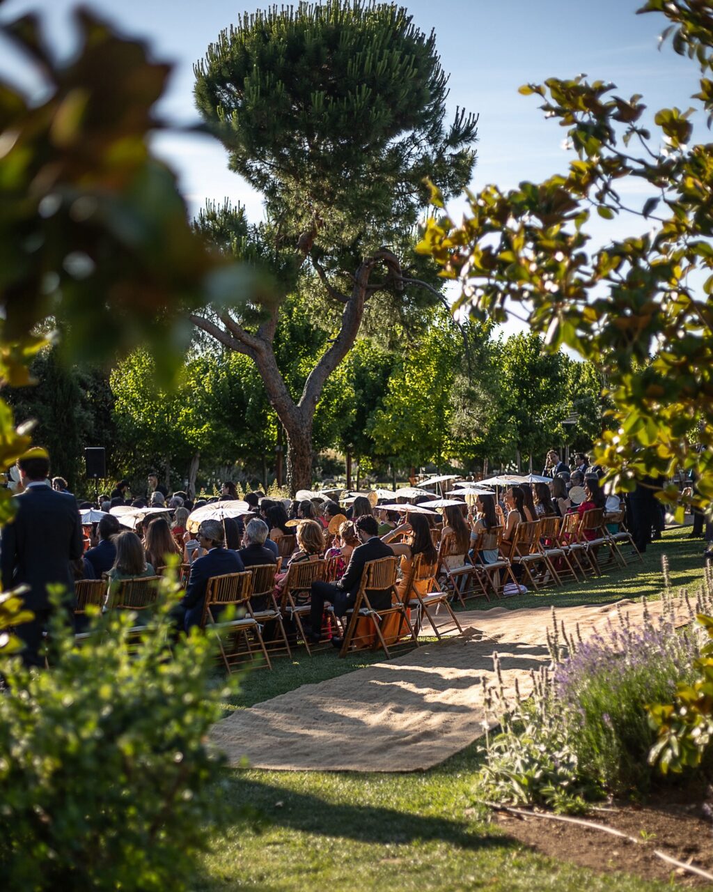 ¡Espectacular boda civil en los jardines de Finca Astilbe! 

#eneldocatering #fincaastilbebyeneldo #lasallebyeneldo #grupoeneldo #venues #eventos2025 #eventossociales #eventocorporativo #eventosmadrid #venuesmadrid #venues #eventosexclusivos #cateringmadrid #gastronomiaespañola #bodas #lifestyle #beautyandlifestyle #placetobe
