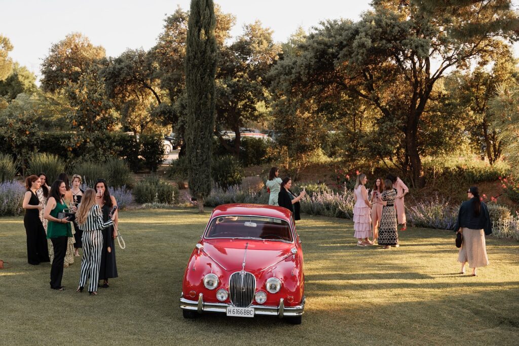 Los coches de @cochesunicosbynachodevillota son espectaculares, todo un éxito en los eventos de Finca Astilbe.  Gracias por formar parte de un día inolvidable para el Grupo Eneldo. ð

#eneldocatering #fincaastilbebyeneldo #lasallebyeneldo #grupoeneldo #venues #eventos2025 #eventossociales #eventocorporativo #eventosmadrid #venuesmadrid #venues #eventosexclusivos #cateringmadrid #gastronomiaespañola #bodas #lifestyle #beautyandlifestyle #placetobe