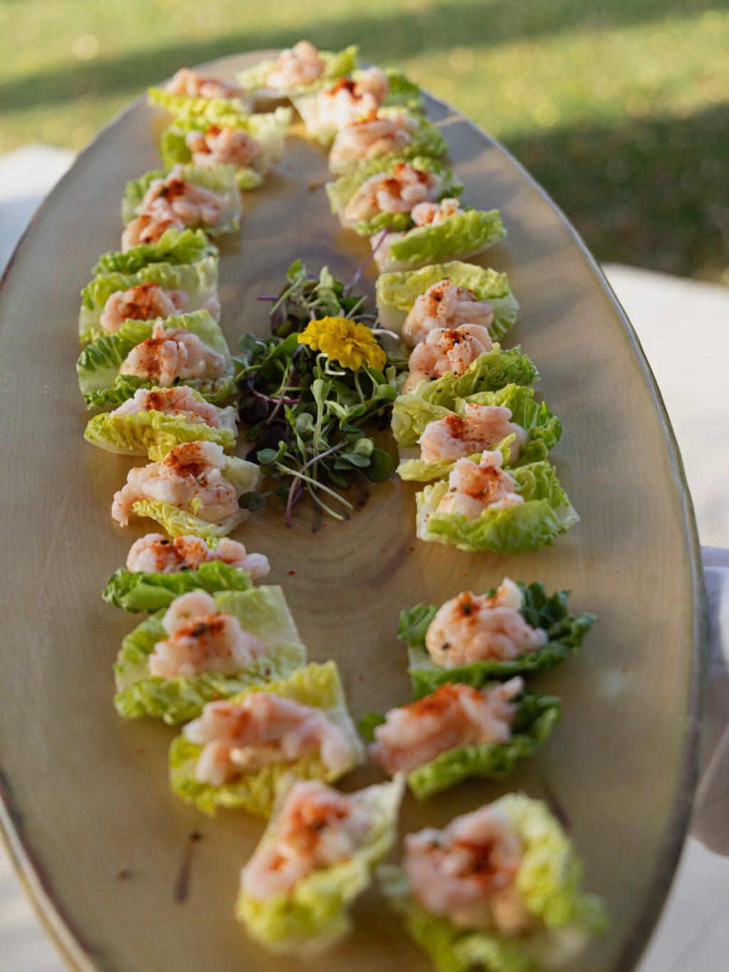 Os traemos nuevos y deliciosos aperitivos que no os querréis perder! Crujiente de langostinos con mayonesa, steak tartar, tacos, brochetas de pollo al curry… Todo lo necesario para que vuestros invitados disfruten como nunca antes.
#eneldocatering #fincaastilbebyeneldo #lasallebyeneldo #grupoeneldo #venues #eventos2025 #eventossociales #eventocorporativo #eventosmadrid #venuesmadrid #venues #eventosexclusivos #cateringmadrid #gastronomiaespañola #bodas #lifestyle #beautyandlifestyle #placetobe