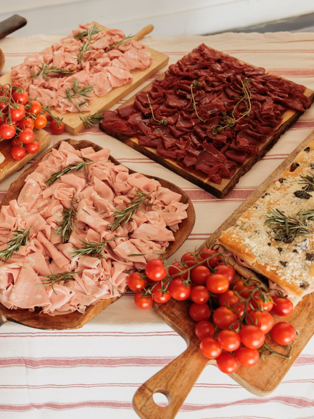 Saborea la auténtica cocina italiana con nuestro puesto de comida. Pasta al dente, salsas artesanales, focaccias y sabores que transportan. Descubre cómo podemos incorporar este montaje en tu próximo evento. ð®ð¹ðð

#eneldocatering #fincaastilbebyeneldo #lasallebyeneldo #grupoeneldo #venues #eventos2025 #eventossociales #eventocorporativo #eventosmadrid #venuesmadrid #venues #eventosexclusivos #cateringmadrid #gastronomiaespañola #bodas #lifestyle #beautyandlifestyle #placetobe