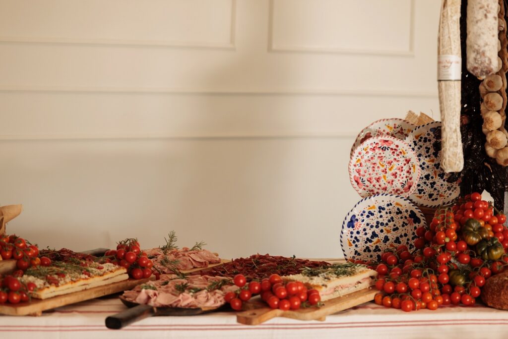 Diseñamos celebraciones completas: desde el menú hasta la decoración, siempre alineados con tu visión.

ðFinca Astilbe, Madrid.

#eneldocatering #fincaastilbebyeneldo #lasallebyeneldo #grupoeneldo #eventos2026