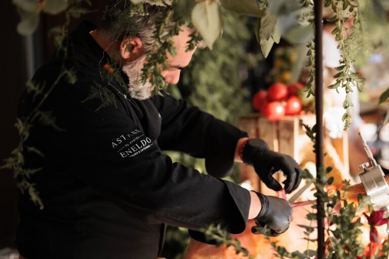 En Grupo Eneldo somos expertos en organizar eventos, un catering con más de 45 años de experiencia. Ofrecemos servicios personalizados para empresas y particulares, con un alto nivel gastronómico y atención al detalle. Contamos con espacios exclusivos como Finca Astilbe y Espacio La Salle. Nuestro equipo combina tradición e innovación para crear experiencias únicas. Además, apostamos por la sostenibilidad y un enfoque artesanal en cada evento.

#eneldocatering #fincaastilbebyeneldo #lasallebyeneldo #grupoeneldo #venues #eventos2025 #eventossociales #eventocorporativo #eventosmadrid #venuesmadrid #venues #eventosexclusivos #cateringmadrid #gastronomiaespañola #bodas #lifestyle #beautyandlifestyle #placetobe