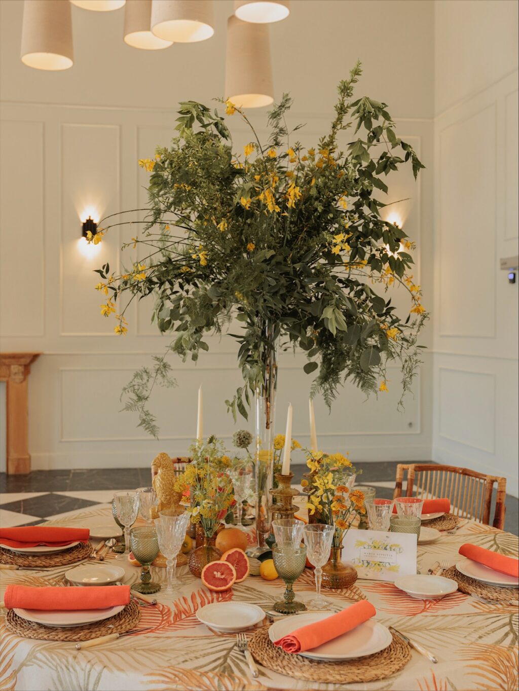Con nuestras floristas homologadas las mesas en Finca Astilbe siempre son las mejores! Esta selección de fotos son del trabajo de @marta.azpeitia @bukkaflores @eltallerdelucia y @barbareaflores 

#eneldocatering #fincaastilbebyeneldo #lasallebyeneldo #grupoeneldo #venues #eventos2025 #eventossociales #eventocorporativo #eventosmadrid #venuesmadrid #venues #eventosexclusivos #cateringmadrid #gastronomiaespañola #bodas #lifestyle #beautyandlifestyle #placetobe