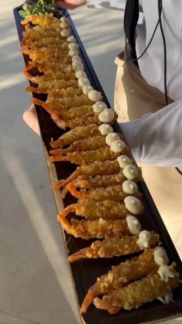 Nuestros aperitivos listos para celebrar estas fiestas con vosotros! Cenas, bodas, fiestas, eventos corporativos… Cuenta con nosotros para garantizar el éxito de tu evento!
#eneldocatering #fincaastilbebyeneldo #lasallebyeneldo #grupoeneldo #venues #eventos2025 #eventossociales #eventocorporativo #eventosmadrid #venuesmadrid #venues #eventosexclusivos #cateringmadrid #gastronomiaespañola #bodas #lifestyle #beautyandlifestyle #placetobe