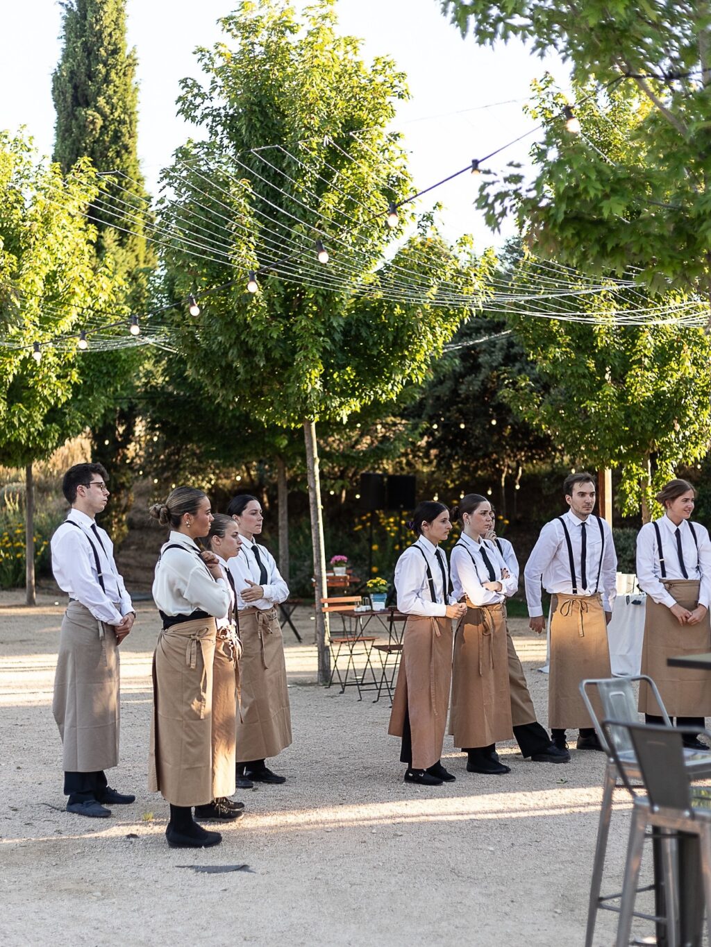 El equipo de Grupo Eneldo suma más de 45 años liderando la organización de eventos y catering en Madrid. Su experiencia se refleja en servicios integrales, desde la planificación hasta la ejecución, con menús personalizados, espacios propios y homologados, y un compromiso claro con la calidad y la sostenibilidad. Detrás de cada evento está un equipo profesional especializado en logística, cocina y atención al cliente, cuya dedicación constante garantiza que cada celebración se desarrolle sin contratiempos. En esencia, son el pilar operativo que convierte ideas en eventos reales y satisfactorios.

#eneldocatering #fincaastilbebyeneldo #lasallebyeneldo #grupoeneldo #venues #eventos2025 #eventossociales #eventocorporativo #eventosmadrid #venuesmadrid #venues #eventosexclusivos #cateringmadrid #gastronomiaespañola #bodas #lifestyle #beautyandlifestyle #placetobe